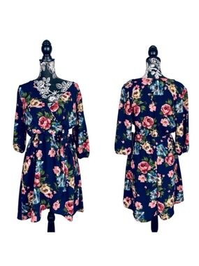 NWT Scobe navy blue floral v neck faux wrap dress size large